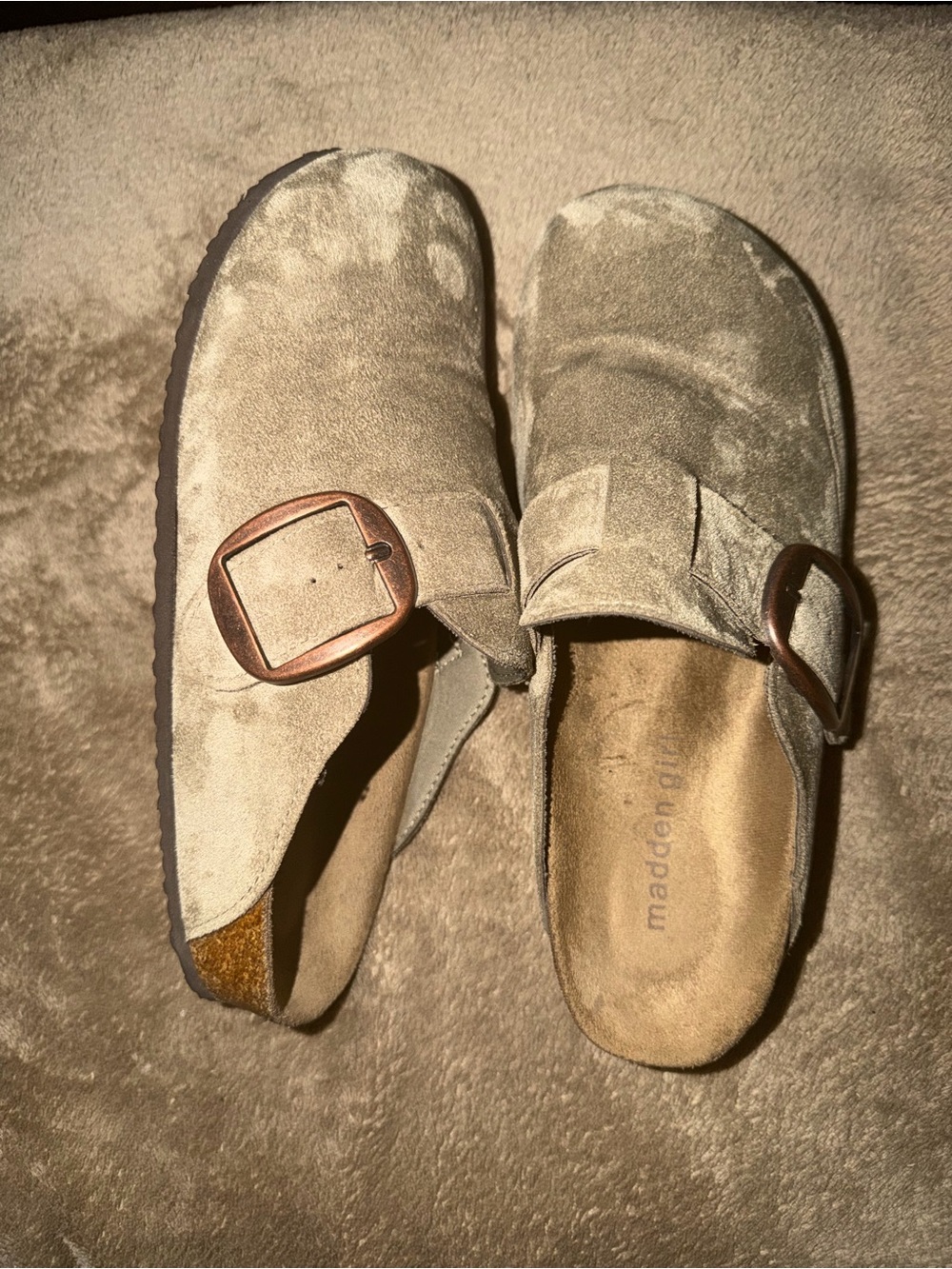 Clogs